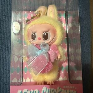 Labubu Checkmate Queen nib Authentic